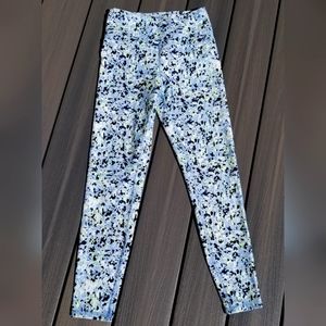 Marika yoga pants, size Small